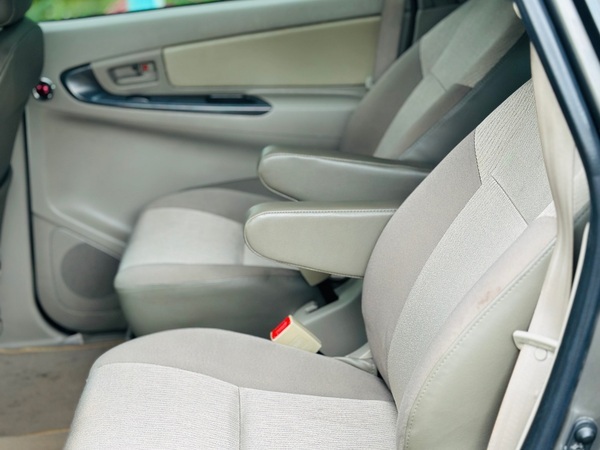 Toyota Innova MPV Private Car To JB 2